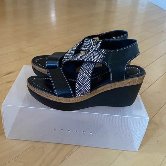 Black Leather Wedge Sandals with Geometric Straps - Picture 1 of 10